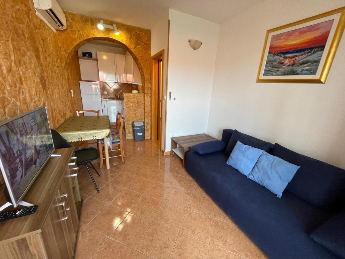 Holiday House Jakasa Trogir Exterior foto