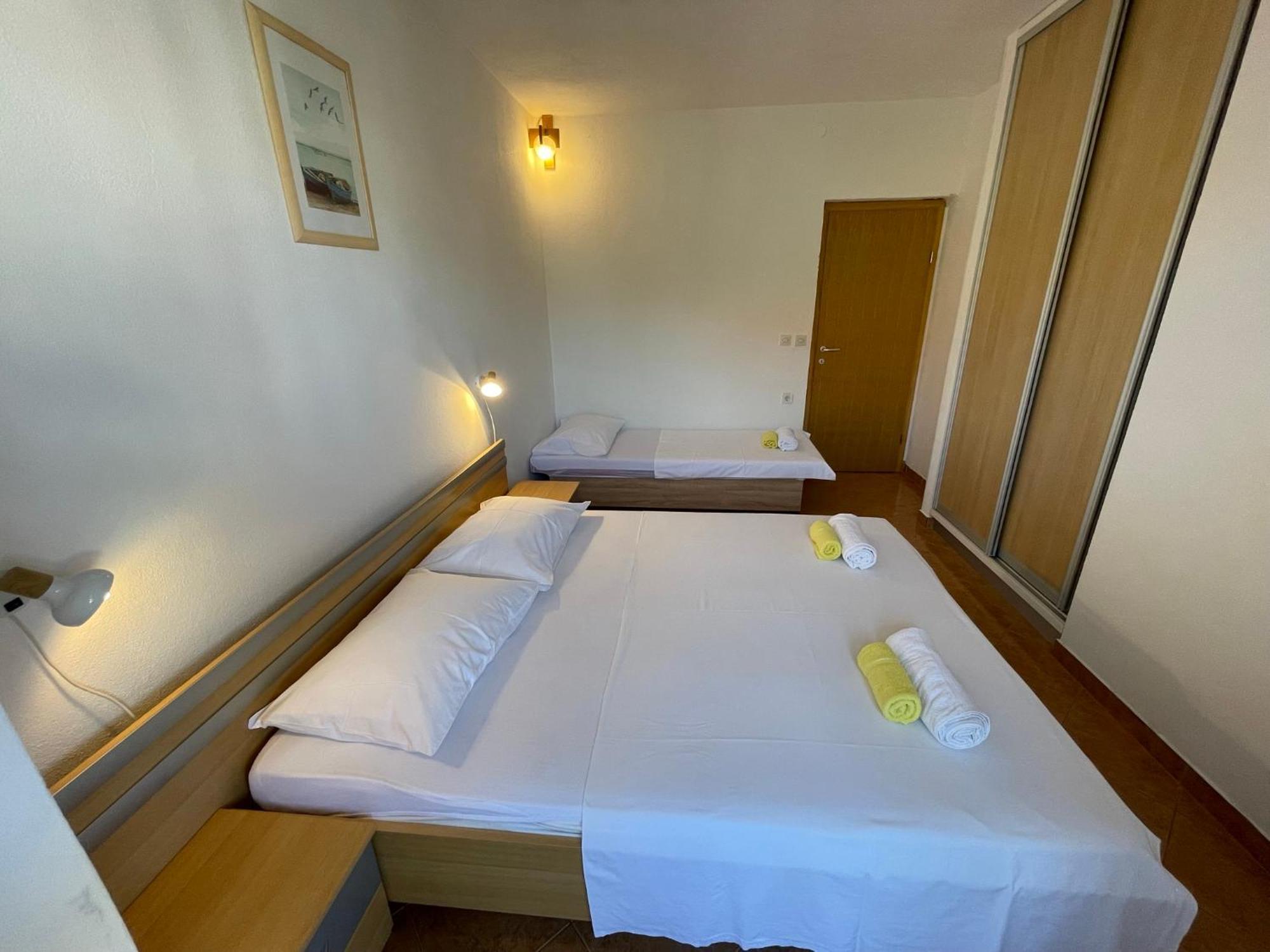 Holiday House Jakasa Trogir Exterior foto